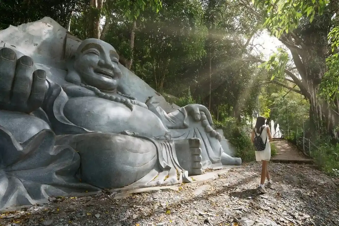 Muine: Discover Taku Mountain, Reclining Buddha & Local Life 3