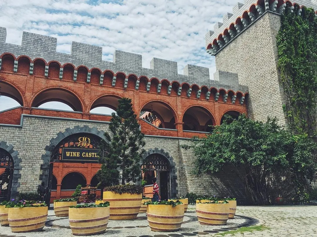 Mui Ne: 2-Day JEEP Tour & Beach Escape from HCMC with Hotel 3