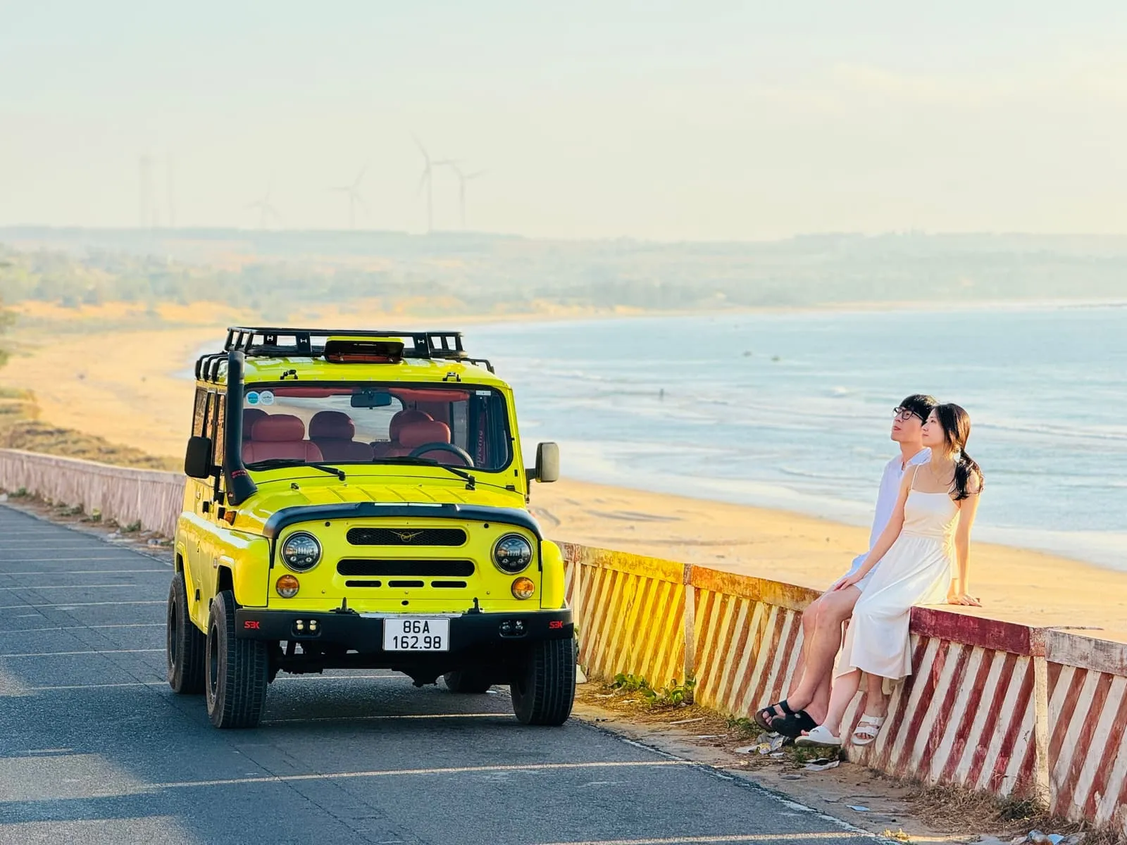 Mui Ne Beach Road (Jeep Check-in Point)